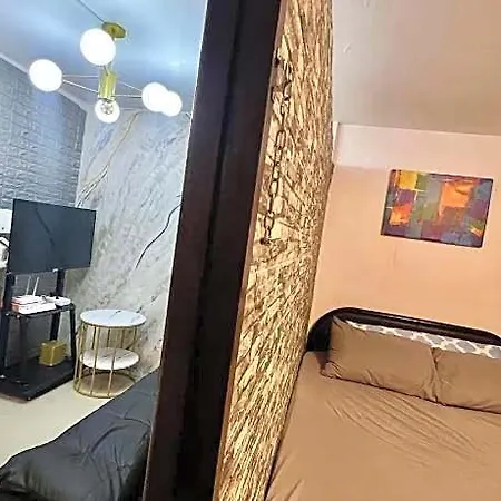 Uno\'S Place With Karaoke,Wifi,Netflix And Balcony